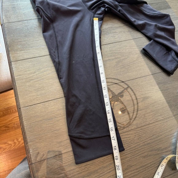 Lululemon In Movement Crop *Everlux 19" Black 45485 - Picture 11 of 14